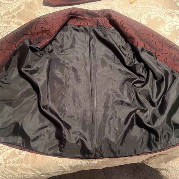 One-Of-A-Kind Tailored Women's Pant Suit! - Picture 6 of 16